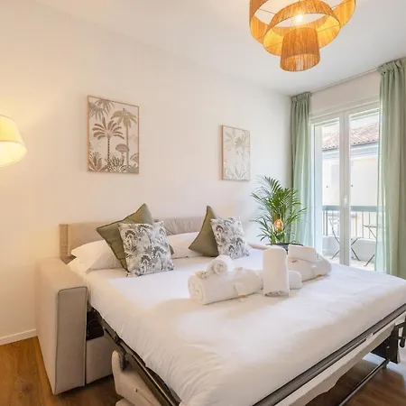 Private Balcony Fast Fribra Jungle Apartment Triest