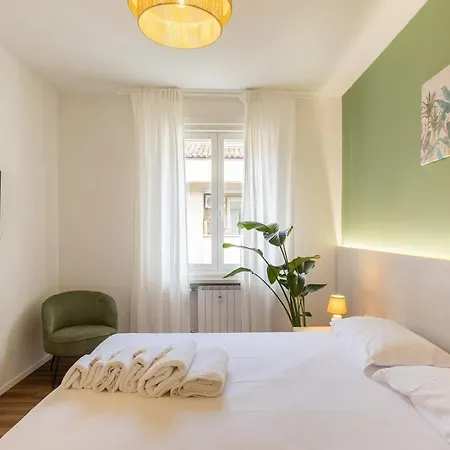 Private Balcony Fast Fribra Jungle Triest